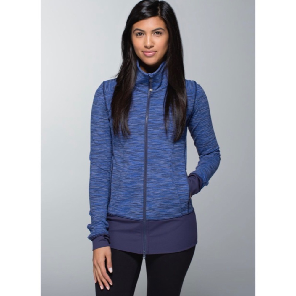 LULULEMON ATHLETICA nice asana jacket cadet blue